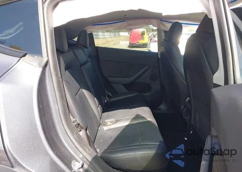 2023 Tesla Model Y Awd/Long Range Dual Motor All-Wheel Drive из США, поврежденный, VIN 7SAYGDEE9PA171190